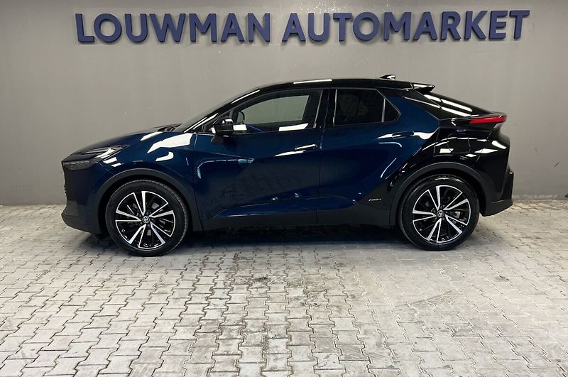 Toyota C-HR 2,0 HYBRID AT AWD EXECUTIVE PR - fotka 3 z 19