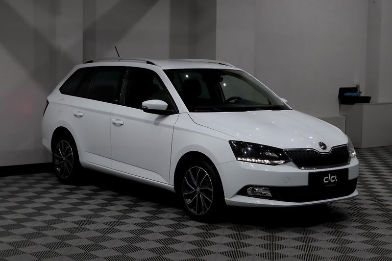 Škoda Fabia 3 Combi 1.2 TSI 66 kW - fotka 2 z 27