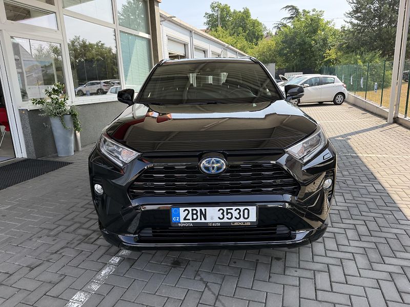 Toyota RAV4 2,5 Hybrid Black Edition JBL  - fotka 2 z 10