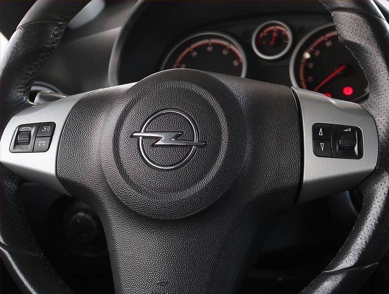 Opel Corsa (2007) 1.2, po STK, v provozu - fotka 17 z 17