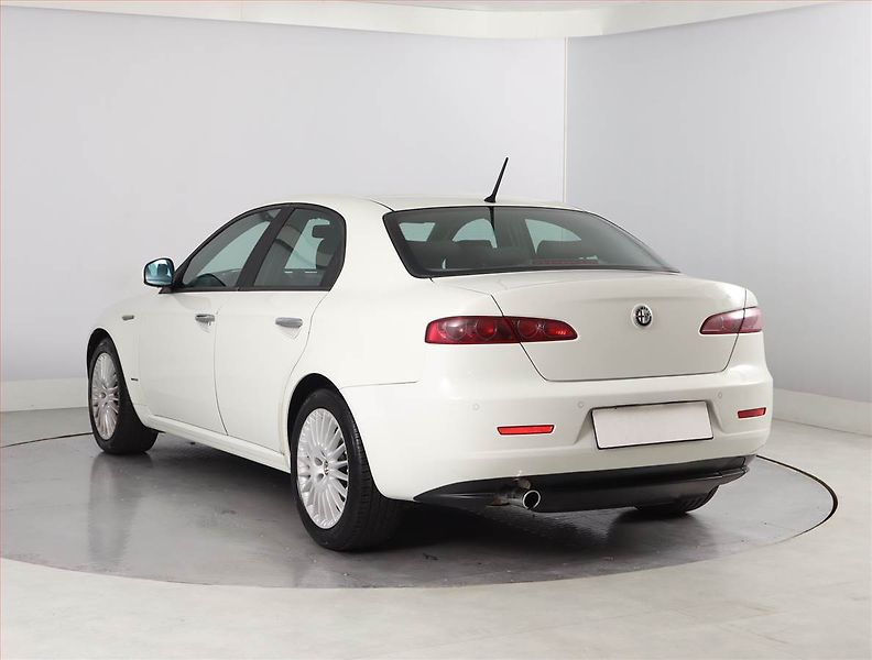 Alfa Romeo 159 (2009) 2.0 JTD, po STK, slušný stav - fotka 4 z 17