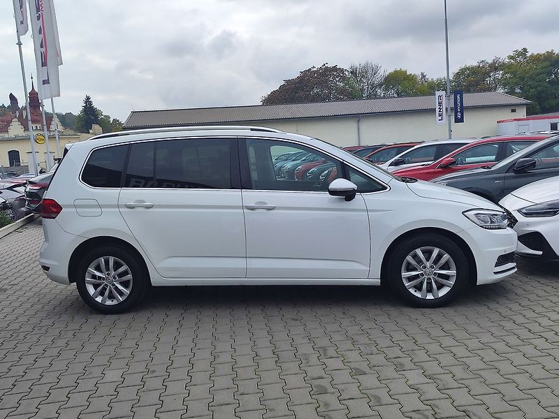 Volkswagen Touran 2.0 TDI/110kW Comfortline - fotka 4 z 32