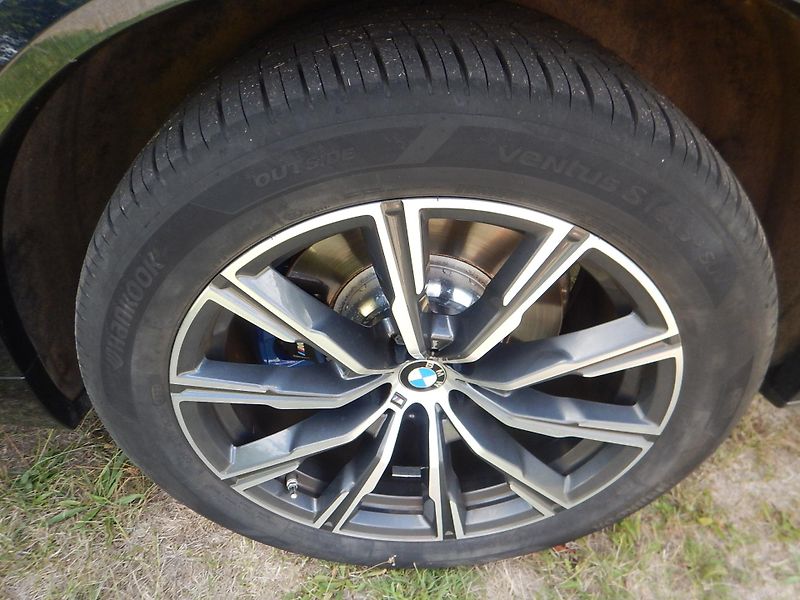 BMW X5 xDrive45e, ČR, 1. MAJ. - fotka 18 z 27