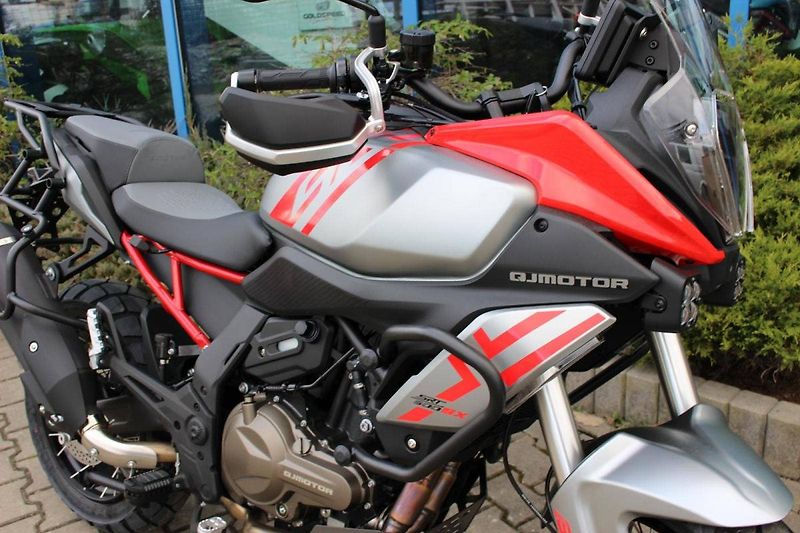 QJ Motor (2026) SRT 600 SX 2026 SKLADEM VČ KUF - fotka 1 z 9