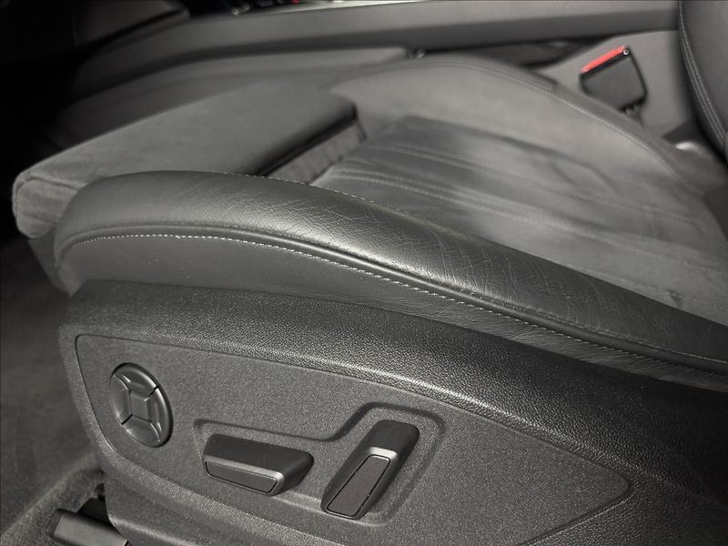 Audi e-tron S-Line Digital LED Záruka - fotka 25 z 49