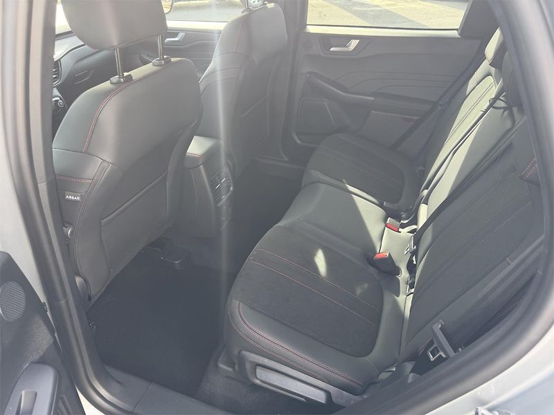 Ford Kuga (2026) ST-Line X, 5dveřová, 2.5 Durat - fotka 13 z 21