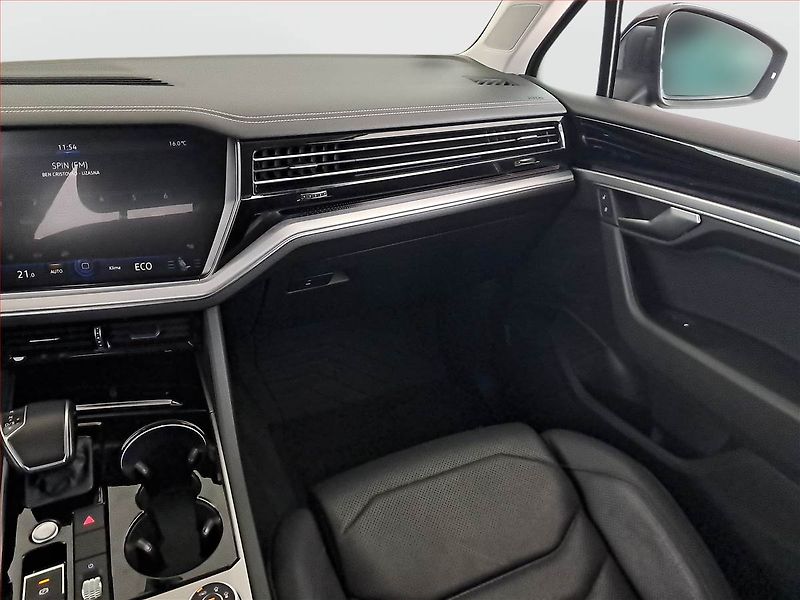 Volkswagen Touareg (2018) Elegance 3.0 TDI - fotka 8 z 19