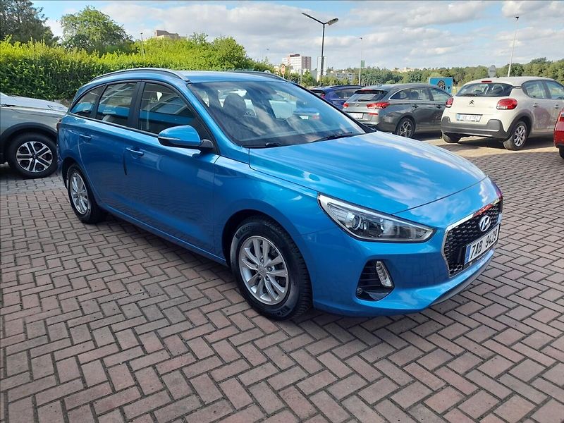 Hyundai i30 1,0 T-GDi - fotka 3 z 19