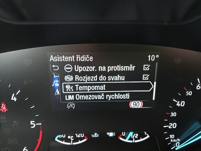 Ford Focus (2019) Active 2.0TDCi 110KW! Tažné! - fotka 31 z 44