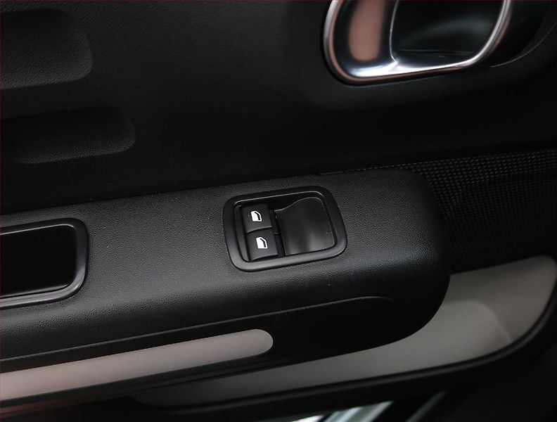 Citroën C3 (2019) 1.2 PureTech, Tempomat - fotka 20 z 20