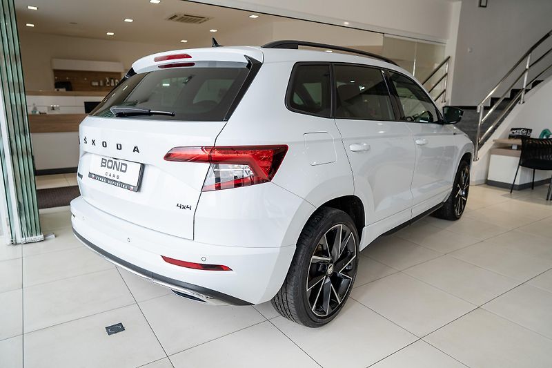 Škoda Karoq (2021) 2,0 TDI DSG 4x4 Sportline - fotka 3 z 19
