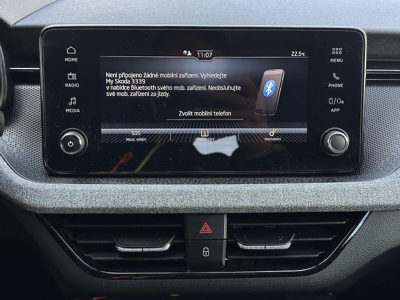 Škoda Scala 1.0TSi Selection 116PS KLIMA A - fotka 24 z 35