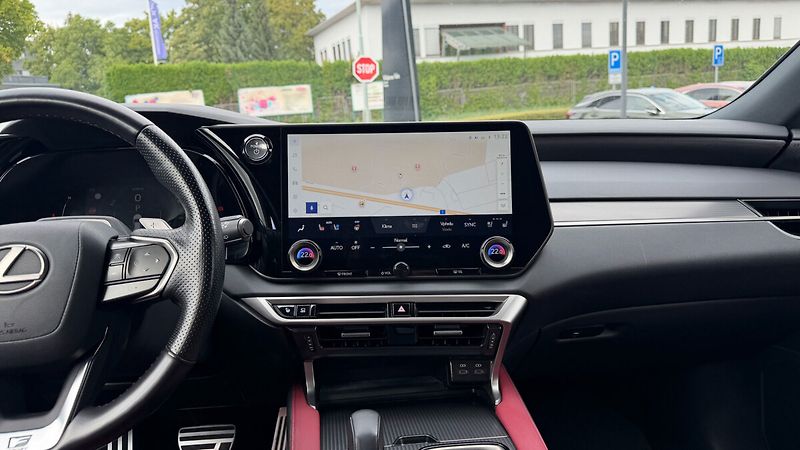 Lexus RX 500h 500H 2,4 HEV F SPORT PLUS - fotka 13 z 25