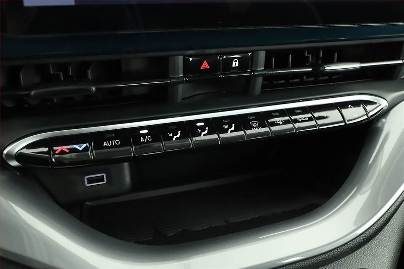 Fiat 500e (2023) 42 kWh, SoH 94%, Automat - fotka 13 z 19