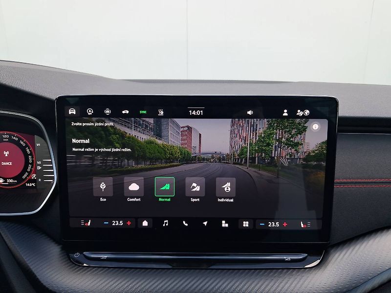 Škoda Octavia (2025) IV RS 2.0 TSI / 195 kW  DSG7 - fotka 11 z 32