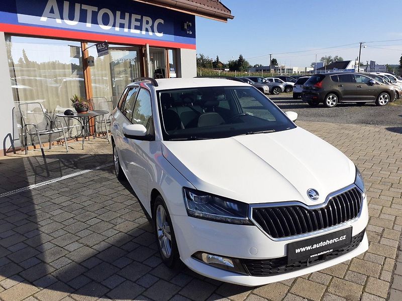 Škoda Fabia (2021) KOMBI 1.0 TSi STYLE - fotka 2 z 36