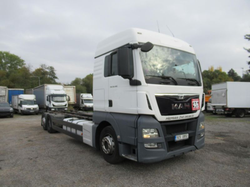 MAN TGX (2016) 26.400 manuál,retarder euro 6 - fotka 3 z 19