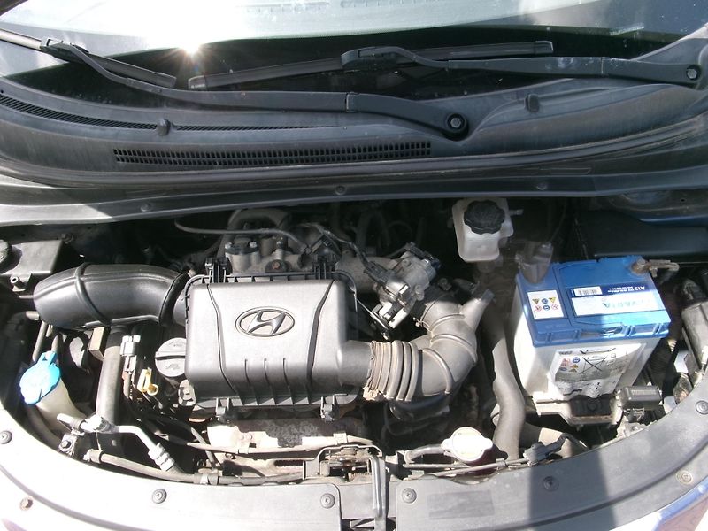 Hyundai i10 (2012) 1,1i KLIMA 1.MAJ - fotka 24 z 24