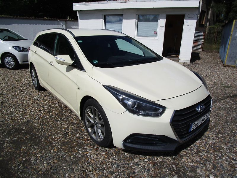 Hyundai i40 (2016) 1,7CRDI-104KW-AUTOMAT - fotka 1 z 20