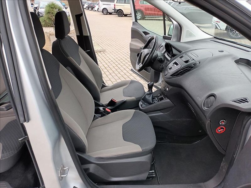 Ford Tourneo Courier 1,5 TDCI,ČR,SERVISKA,ROZVODY - fotka 20 z 37