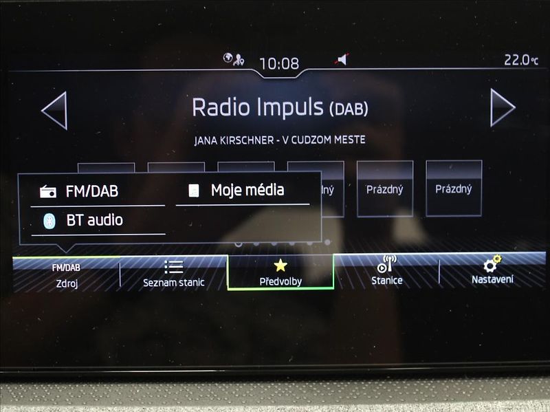 Škoda Scala 1,0 TSi 85kW 5L.Zár. 8 000km! - fotka 10 z 23