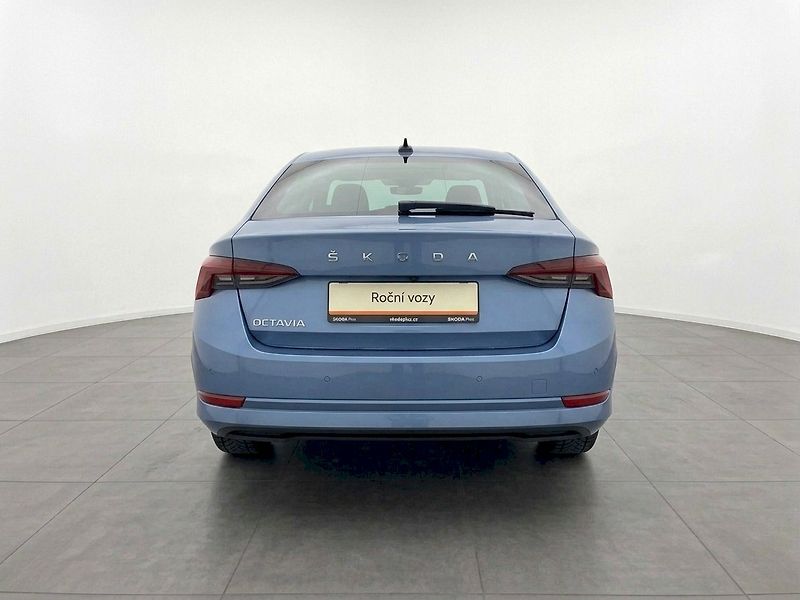 Škoda Octavia (2025) M-HEV TOP SELEC TS 110/1.5 A7F - fotka 8 z 21