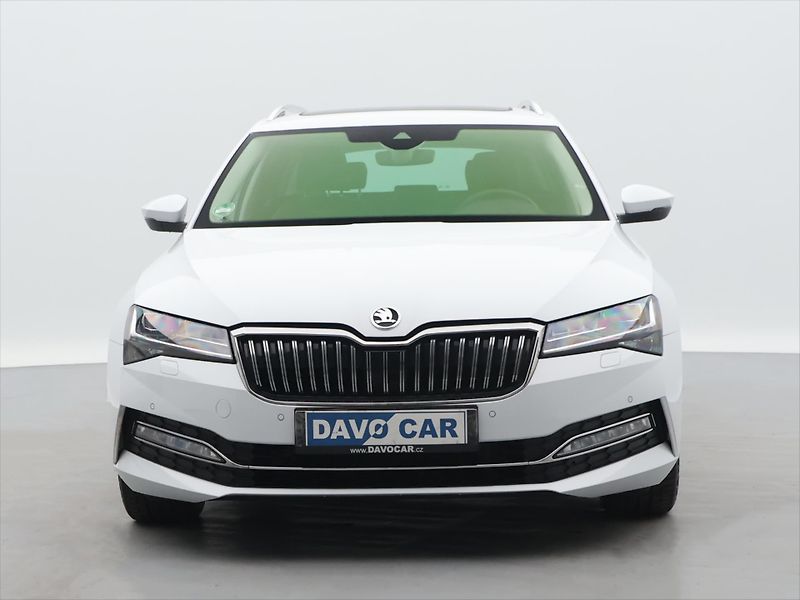 Škoda Superb 2,0 TDI 140kW DSG 4x4 CZ L&K - fotka 2 z 34