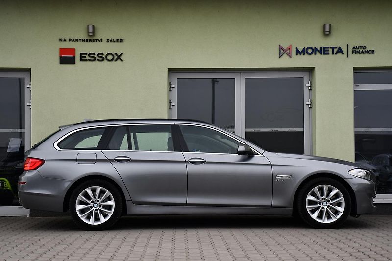 BMW Řada 5 530d xDrive ČR 2xKOLA - fotka 7 z 47