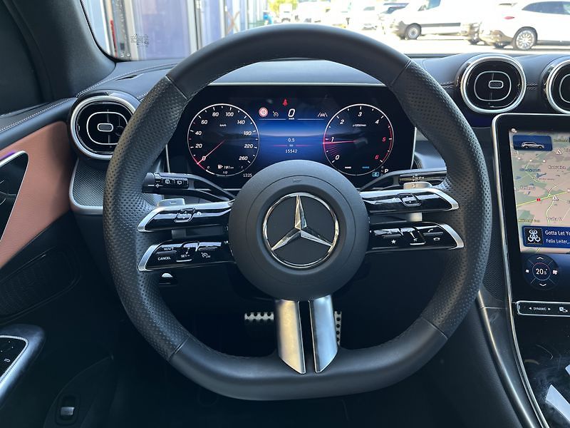 Mercedes-Benz GLC SUV 220d 4MATIC AMG Line - fotka 11 z 18
