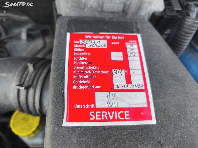 Volkswagen Polo KRÁSNÉ,90TKM,SERVIS,1MAJ,KLIMA - fotka 26 z 30