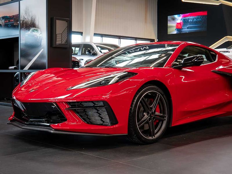 Chevrolet Corvette (2026) 6.2 Stingray 3LT Z51 Facelift - fotka 13 z 45
