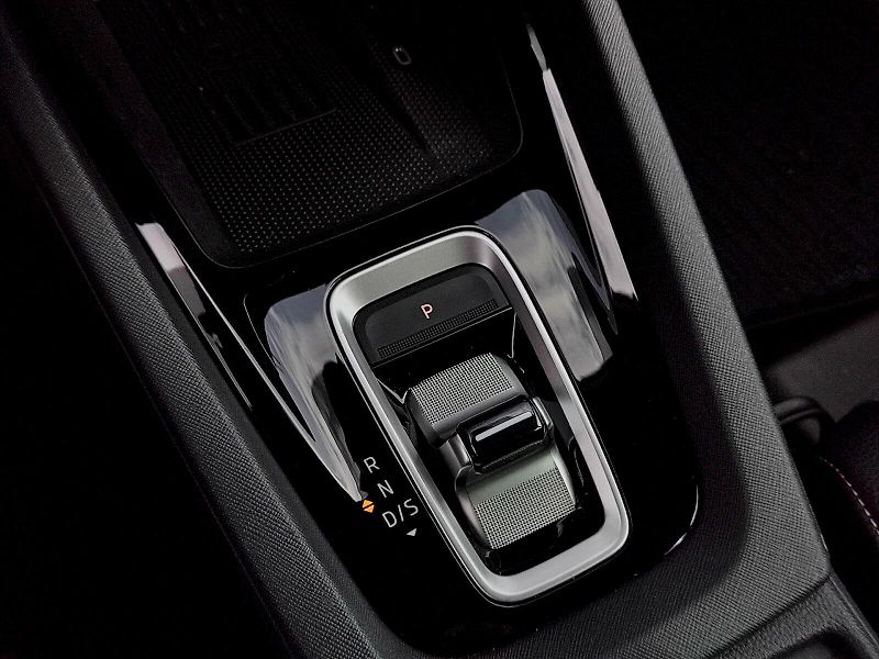 Škoda Octavia (2025) Top Selection 1,5 Tsi 110 Kw D - fotka 22 z 37