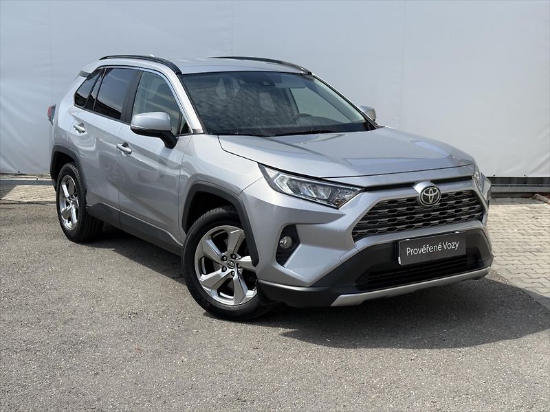 Toyota RAV4 2,0 Comfort Style Navi - fotka 3 z 19