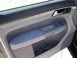Volkswagen Touran (2009) Comfort 1,9 TDI 77 Kw - náhled 31