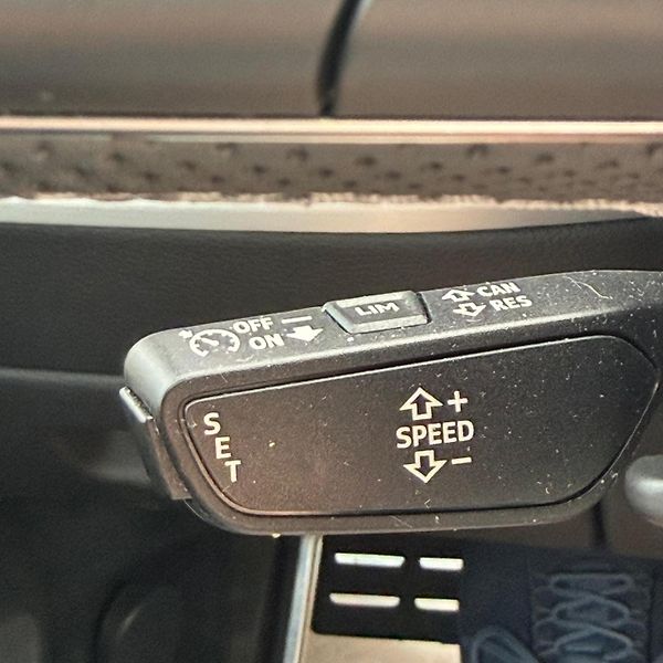Audi Q8 (2023) Vzduch, Metrix, panorama - fotka 26 z 27