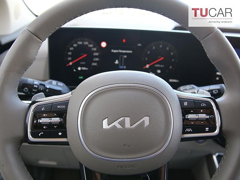Kia Carnival (2024) 1.6 HEV Automat 6+3 Místa  - fotka 15 z 40