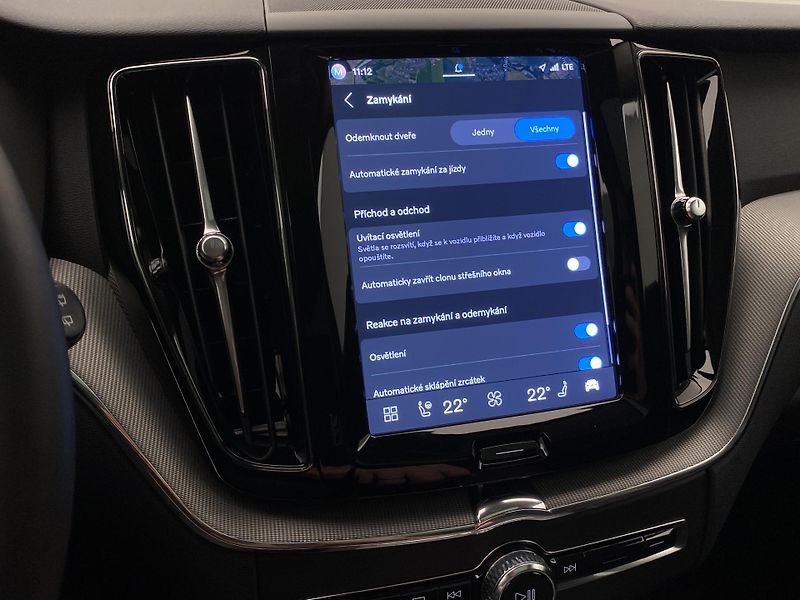 Volvo XC60 T6 AWD RECHARGE BRIGHT PLUS CZ - fotka 55 z 59