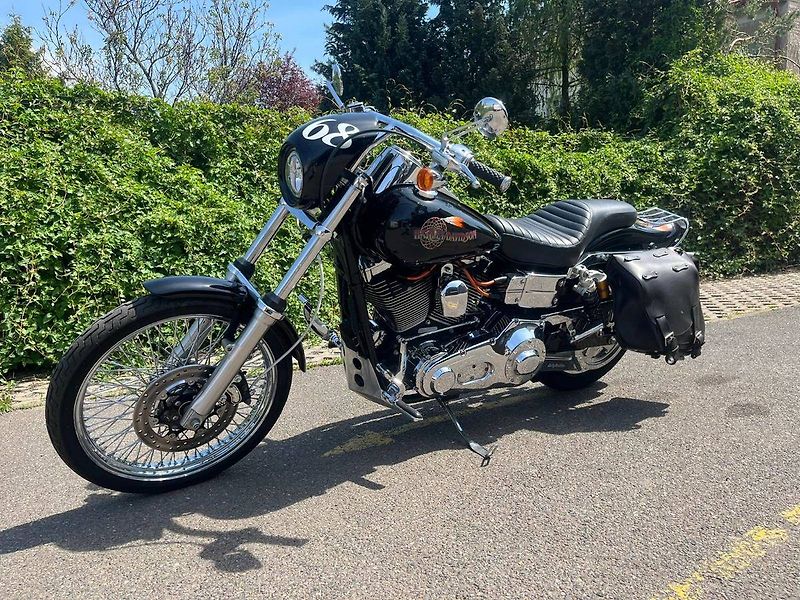 Harley-Davidson FXDWGI Dyna Wide Glide (2005) REZERVACE - fotka 4 z 17