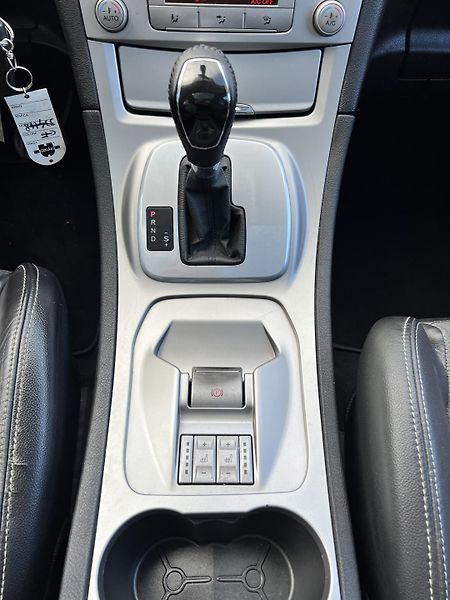 Ford S-MAX 2.0TDCi 103kw AUTOMAT TEMPOMAT - fotka 18 z 40