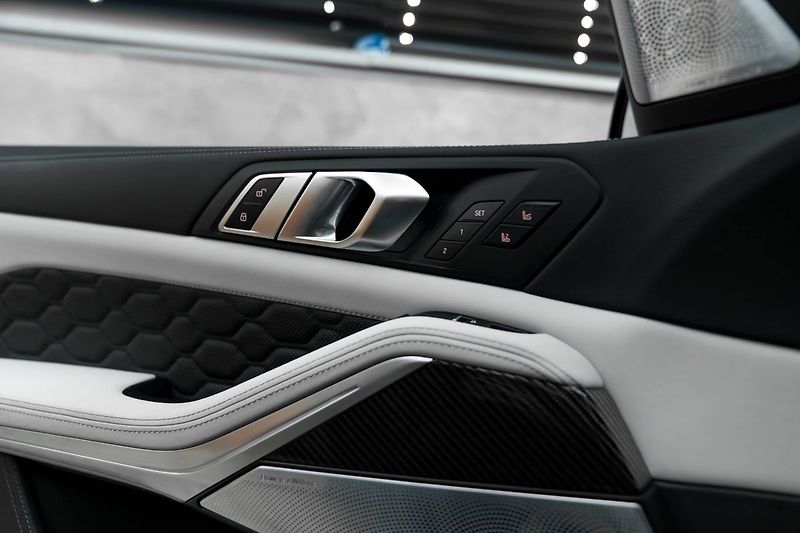 BMW X5 - fotka 20 z 26