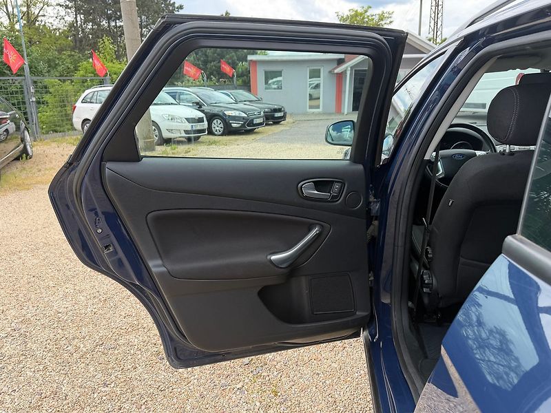 Ford Mondeo 2.0TDCI 103kw*NOVÉ BRZDY*NOVÁ - fotka 15 z 26