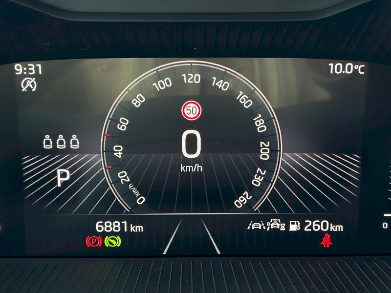 Škoda Karoq (2025) DSG 1.5 TSI / 110kW / SELECTIO - fotka 20 z 32