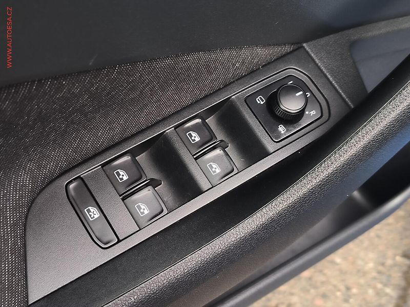 Škoda Scala (2020) 1.5 TSi, 2.maj,ČR, Style, - fotka 21 z 24