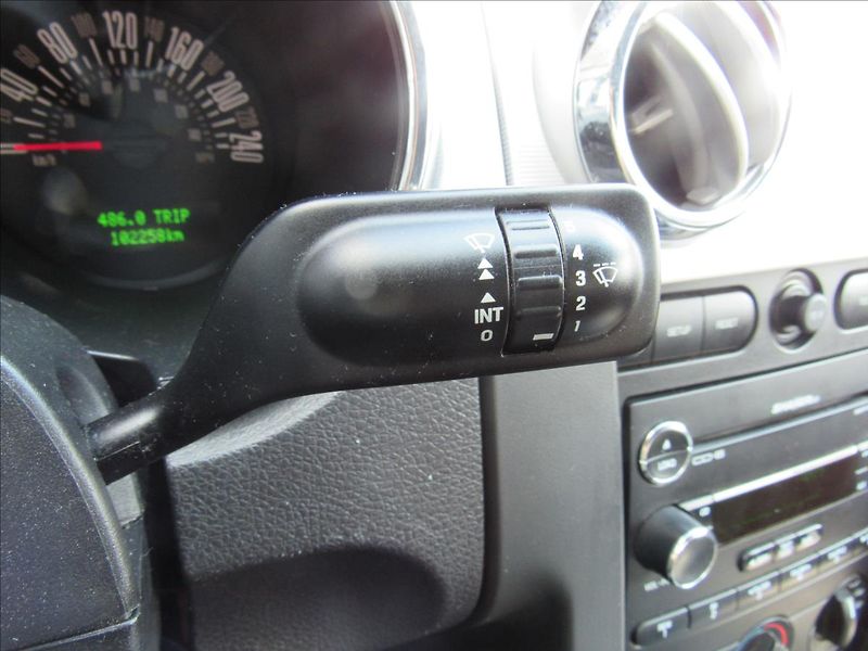 Ford Mustang 4,6 L V8 GT 224kW - fotka 21 z 29