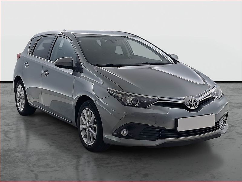 Toyota Auris (2015) 1.2 Ti, Serv.kniha, Tempomat - fotografie inzerátu