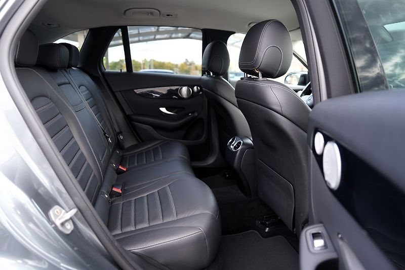 Mercedes-Benz GLC 220d 4Matic/facelift - fotka 30 z 42
