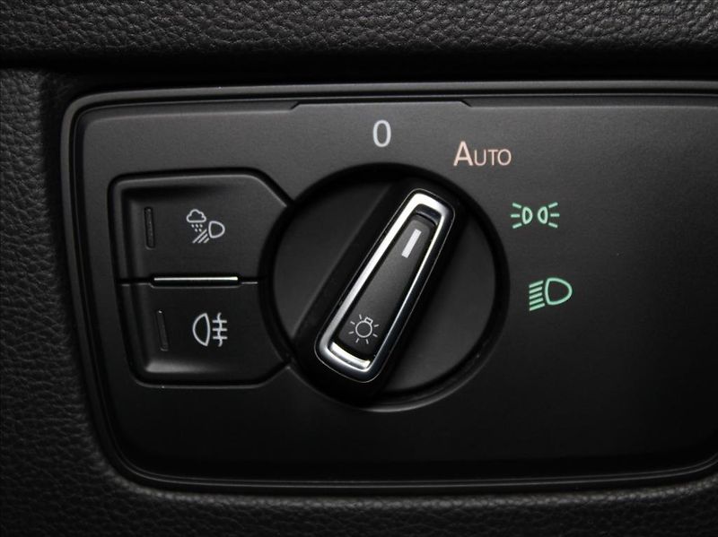 Volkswagen Arteon 2,0 TDI 176kW 4M R-line DCC ČR - fotka 18 z 29