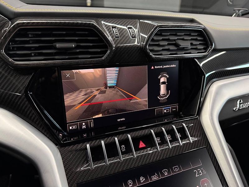 Lamborghini Urus (2020) 4.0 V8 Mansory 700koní - fotka 39 z 46