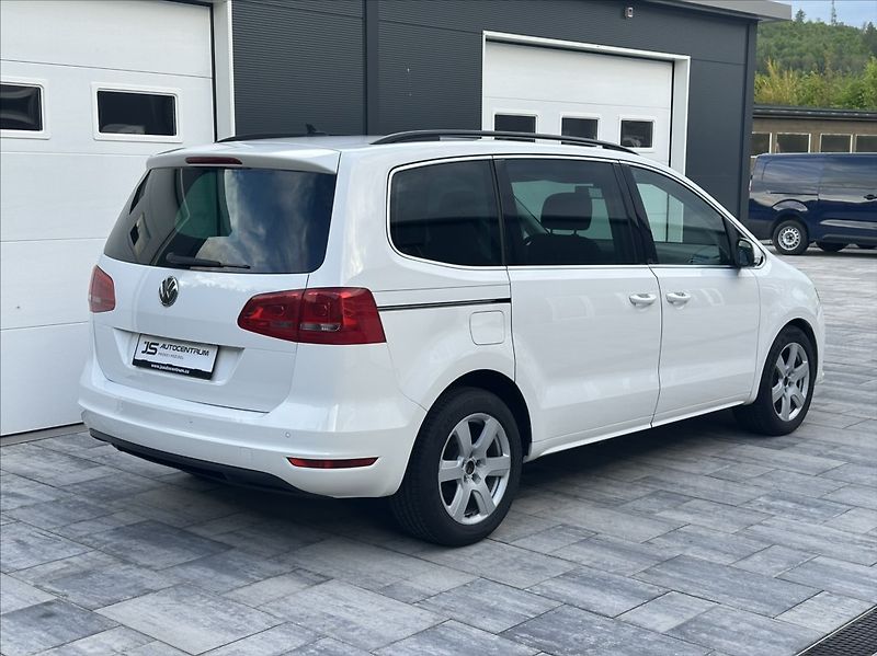Volkswagen Sharan 2,0 TDI 140PS  Comfortline DSG - fotka 5 z 48