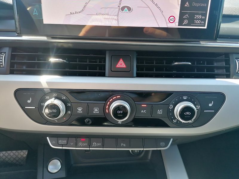 Audi A4 (2023) 2.0 35 TFSi S-Tronic Virtual - fotka 19 z 32
